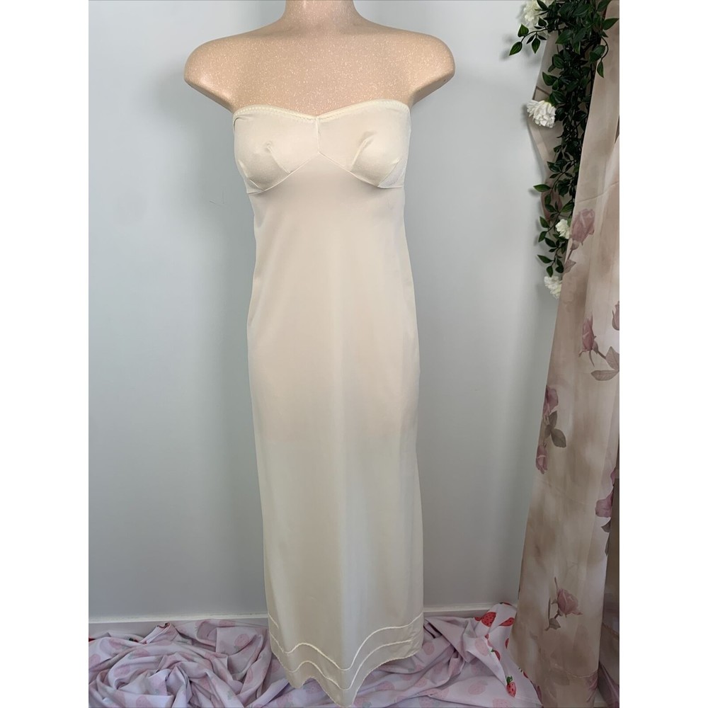 Wonder Maid Non Cling Vintage Strapless Full Slip Dress Semi Sheer Size 32 Nylon